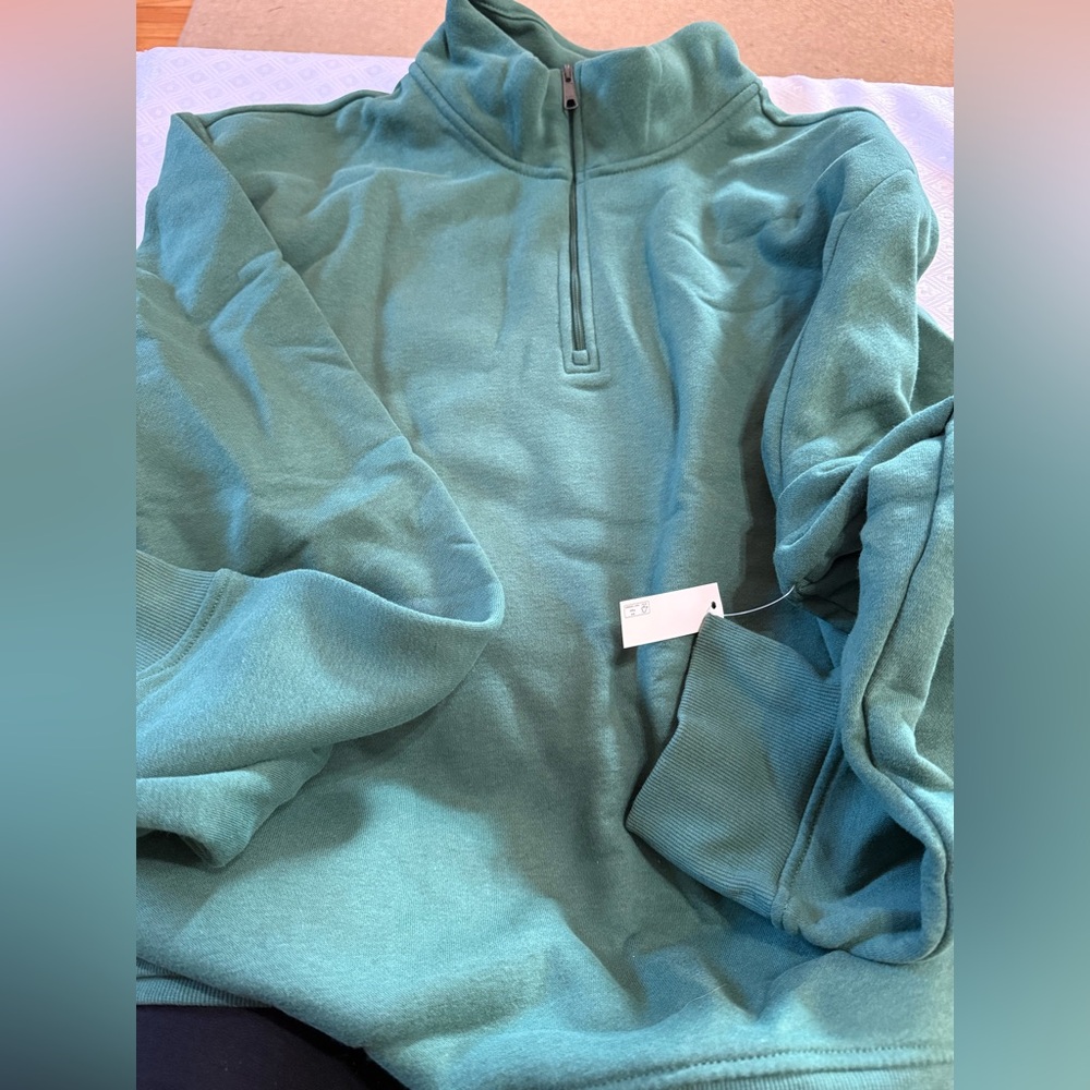 Men’s sweatshirt